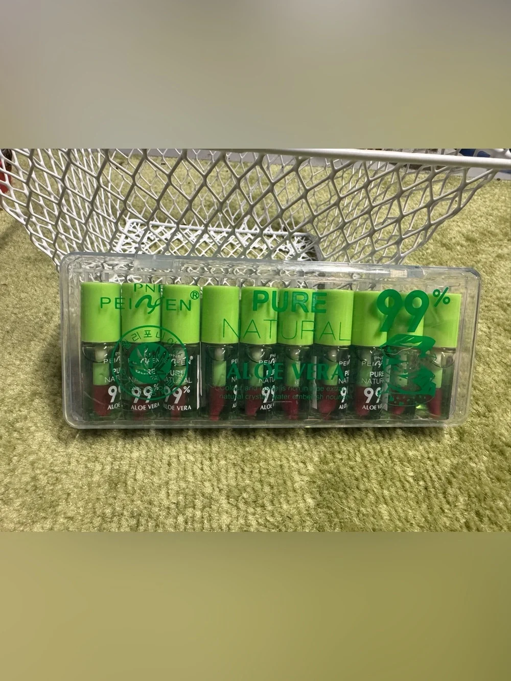 Pure Natural Aloe Vera 99% Soothing Gel Pack - lips